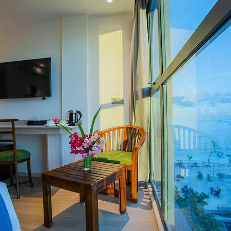 Beach Hotel Guraidhoo 구라이두 외부 사진