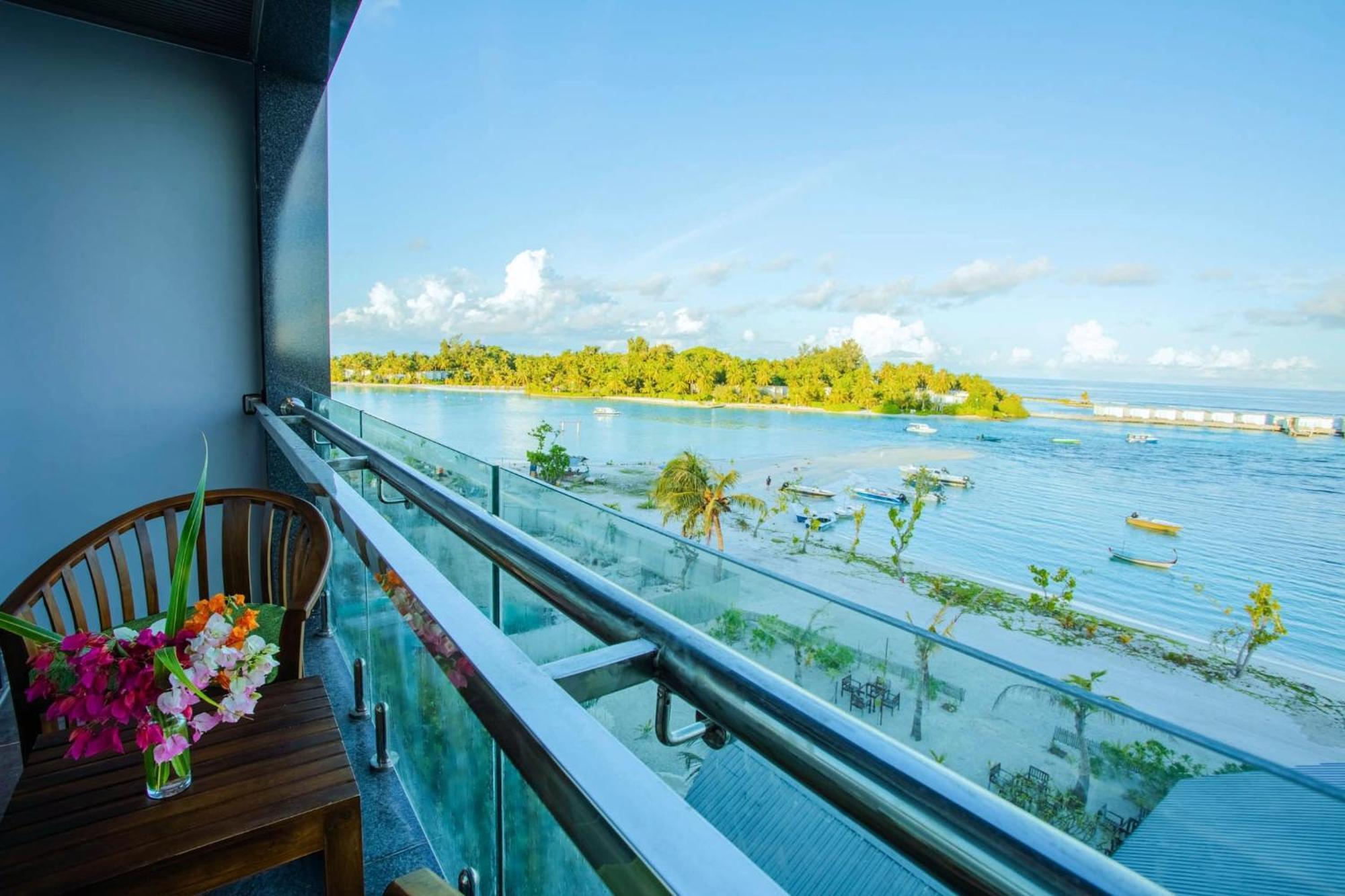 Beach Hotel Guraidhoo 구라이두 외부 사진